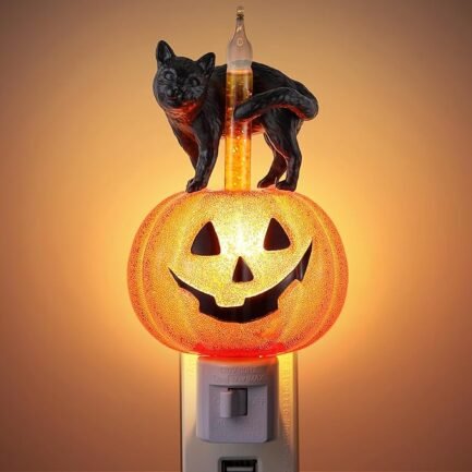 Halloween Pumpkin Night Light - Classic C7 LED Plug-In