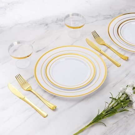 600 Pieces Gold Disposable Plates for 100 Guests, Plastic Plates for Party - Image 5