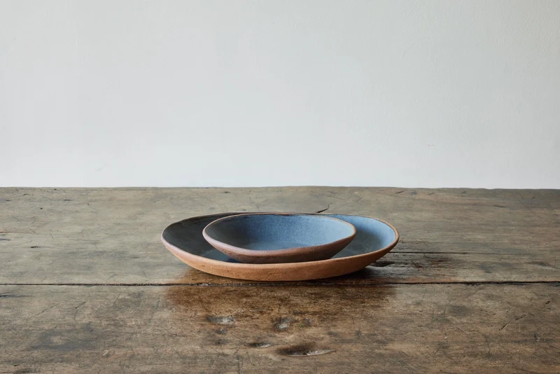 Small Smoke Gray Decorative Serving Platter - Image 3